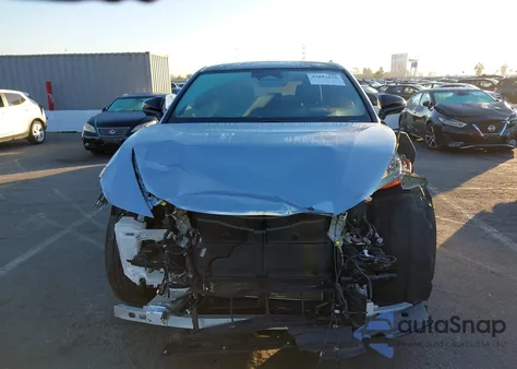 2023 Lexus Rz 450E Premium z USA, uszkodzony, nr VIN JTJAAAAB9PA021227